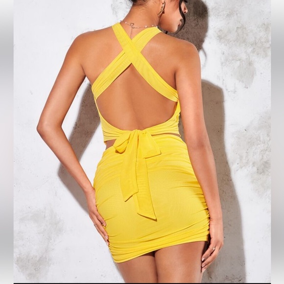 CRISSCROSS HALTER TOP SKIRT SET - Picture 2 of 4